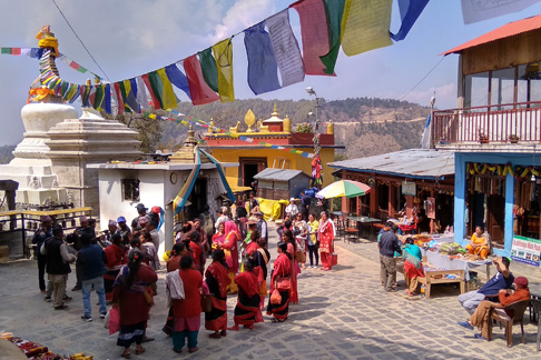 Buddhistisches Kloster in Nepal - Gemeinschaft und Spiritualität erleben